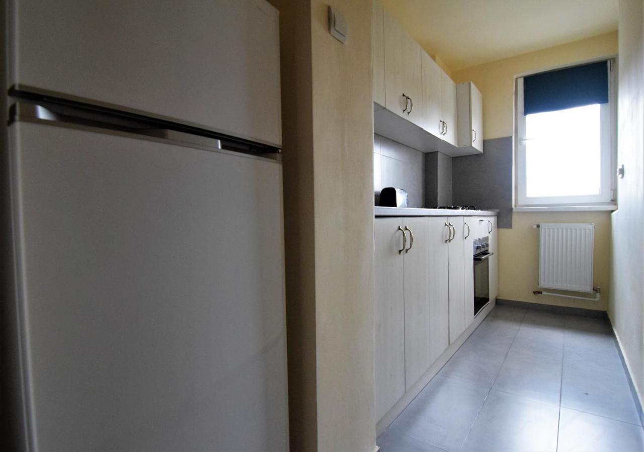 Gara De Nord - Resedinta Lui Calin Apartment Bucharest Exterior photo