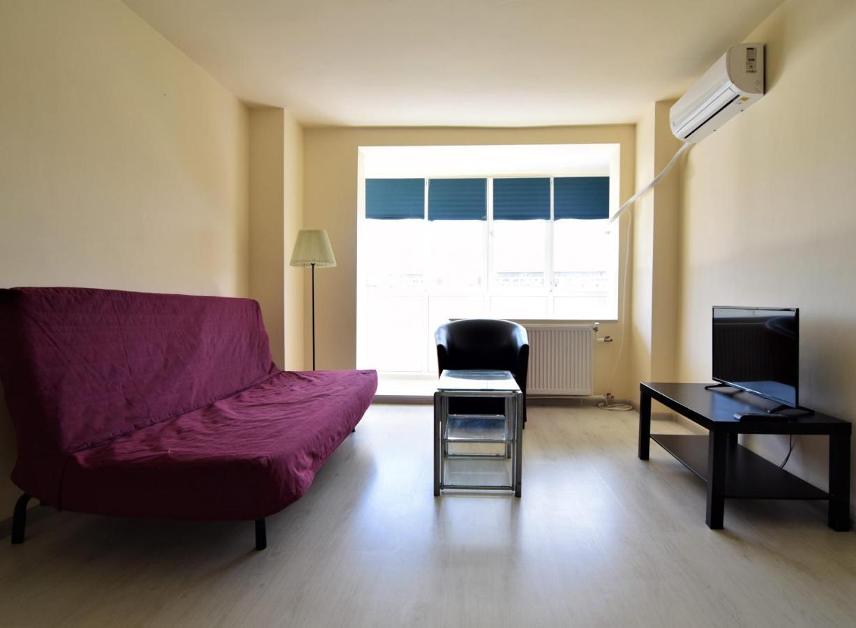Gara De Nord - Resedinta Lui Calin Apartment Bucharest Exterior photo